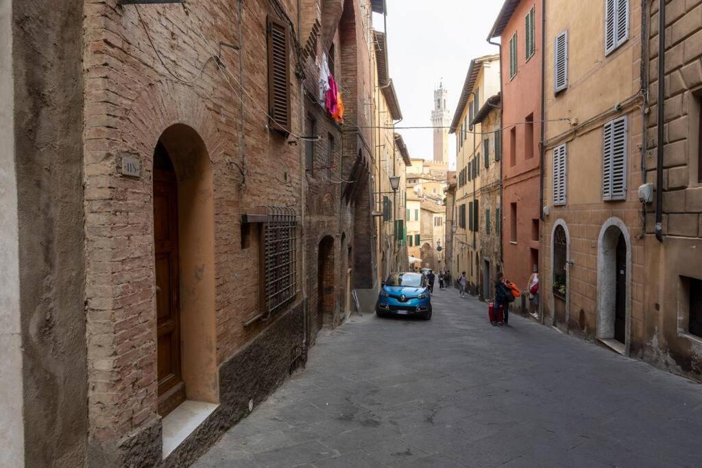 Casa Onda - Nel Cuore Della Contrada Siena Exterior photo